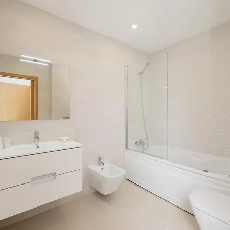 Brand New In Porto De Mos, Apartamento *