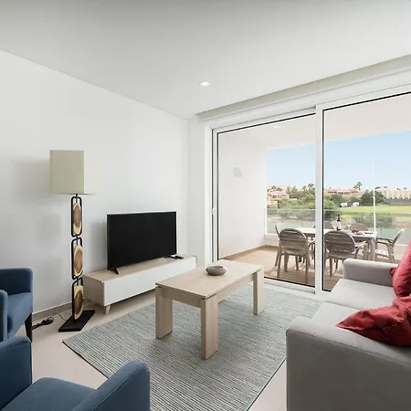 Brand New In Porto De Mos, * 라고스